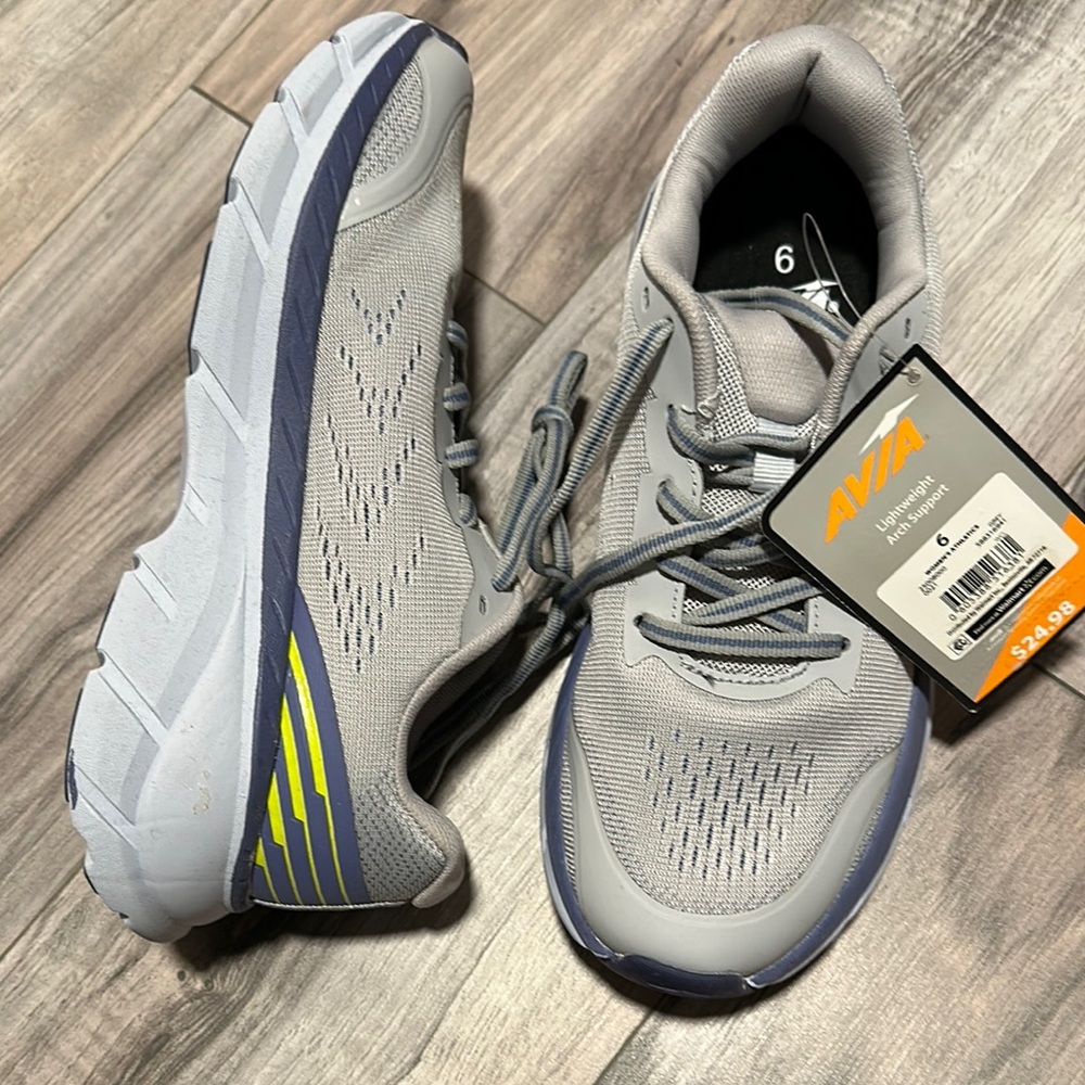 Avia Gray and Blue Running Shoes